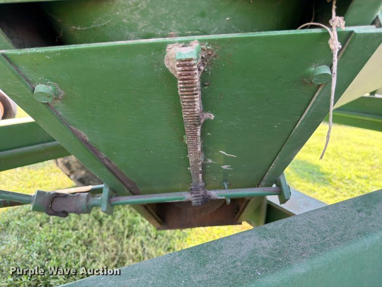 image for item FK3450 Brent by Unverferth GC472 grain cart