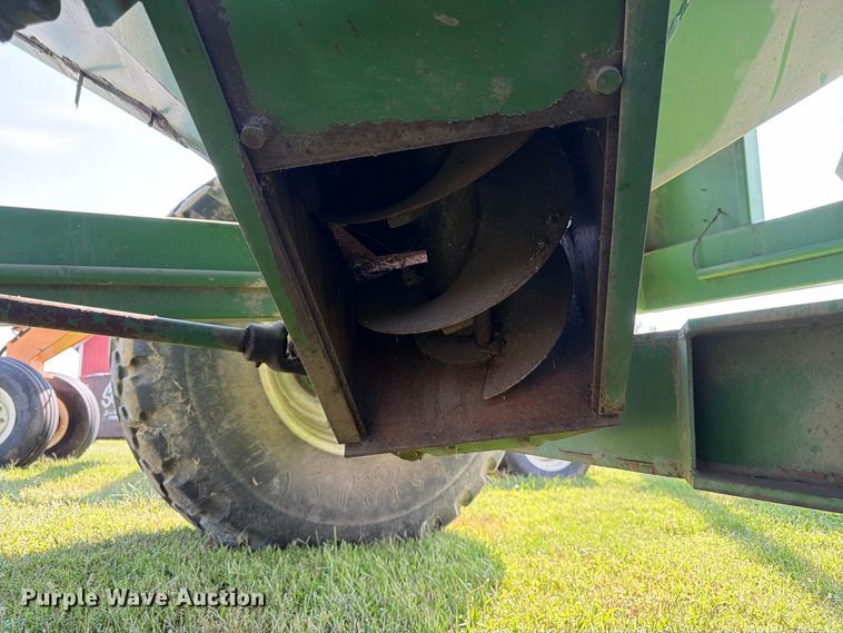 image for item FK3450 Brent by Unverferth GC472 grain cart