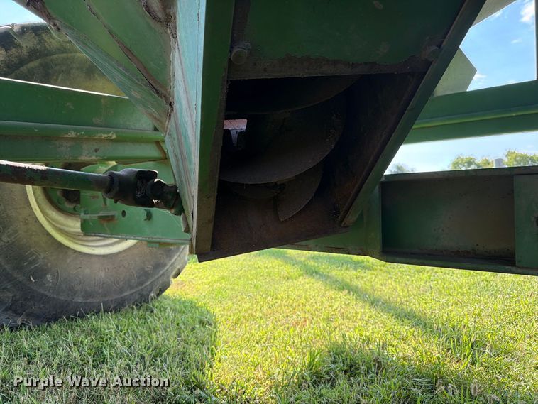 image for item FK3450 Brent by Unverferth GC472 grain cart