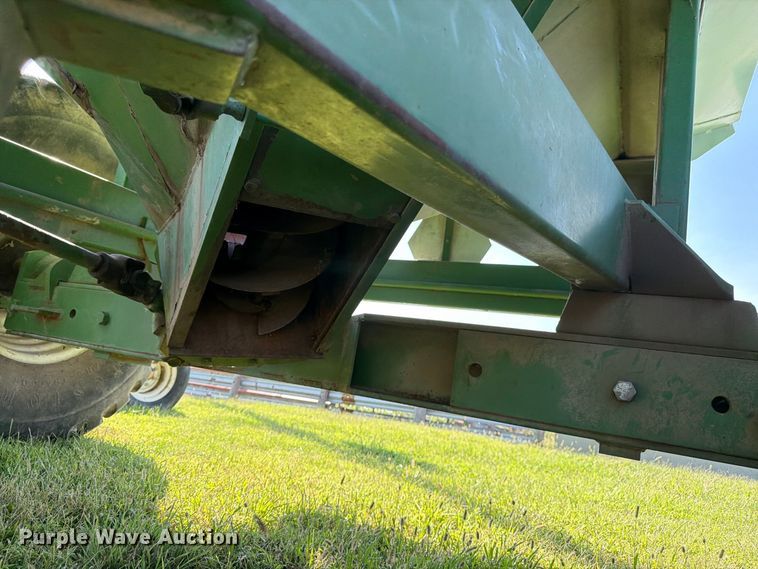 image for item FK3450 Brent by Unverferth GC472 grain cart