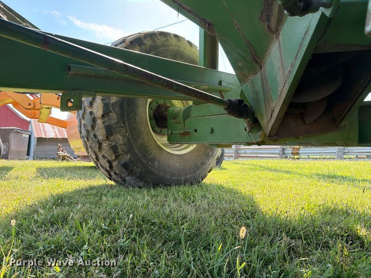 image for item FK3450 Brent by Unverferth GC472 grain cart