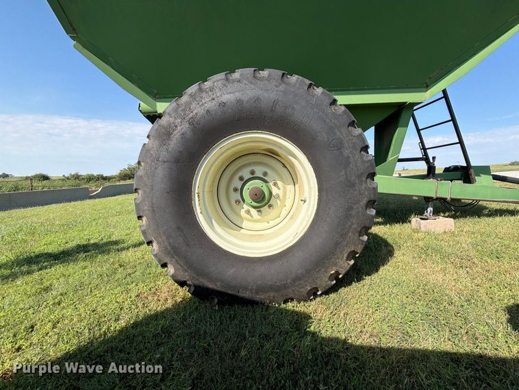 image for item FK3450 Brent by Unverferth GC472 grain cart