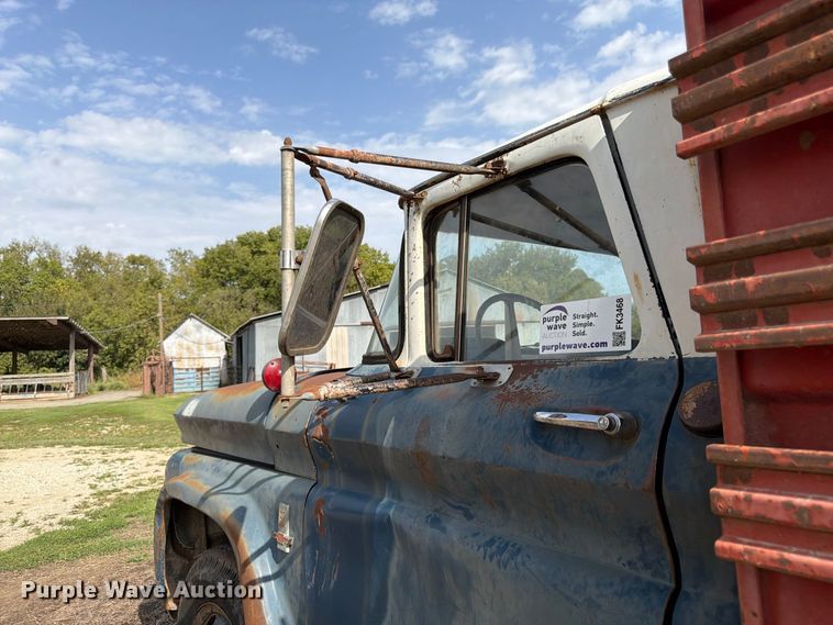 image for item FK3468 1963 Chevorlet 60 grain truck
