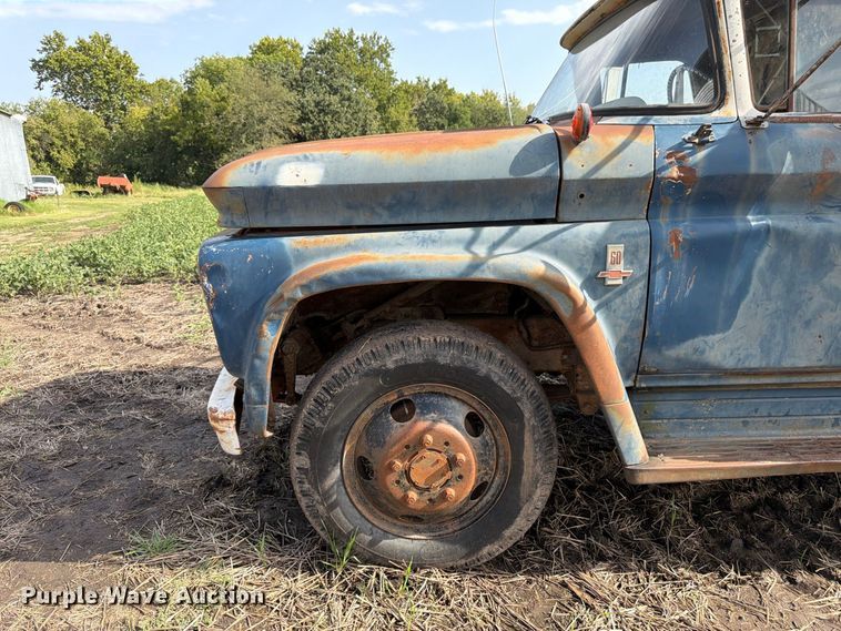 image for item FK3468 1963 Chevorlet 60 grain truck