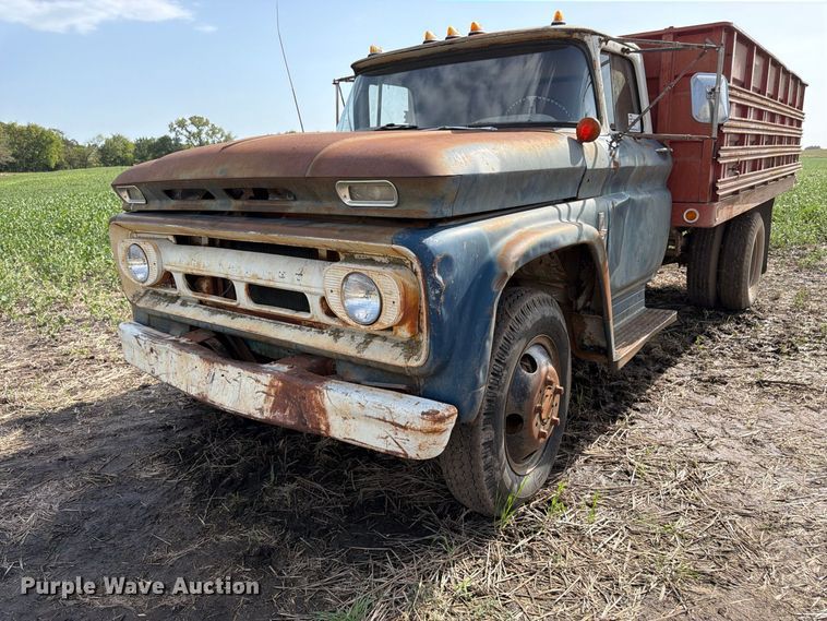 image for item FK3468 1963 Chevorlet 60 grain truck