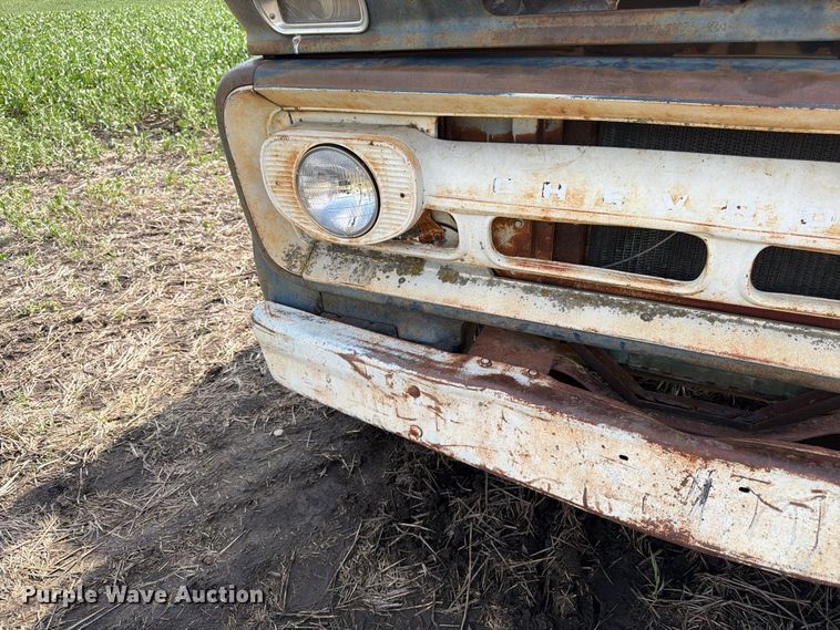 image for item FK3468 1963 Chevorlet 60 grain truck