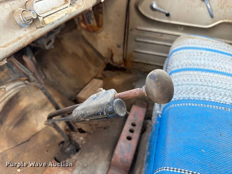 image for item FK3468 1963 Chevorlet 60 grain truck
