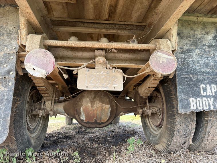 image for item FK3468 1963 Chevorlet 60 grain truck