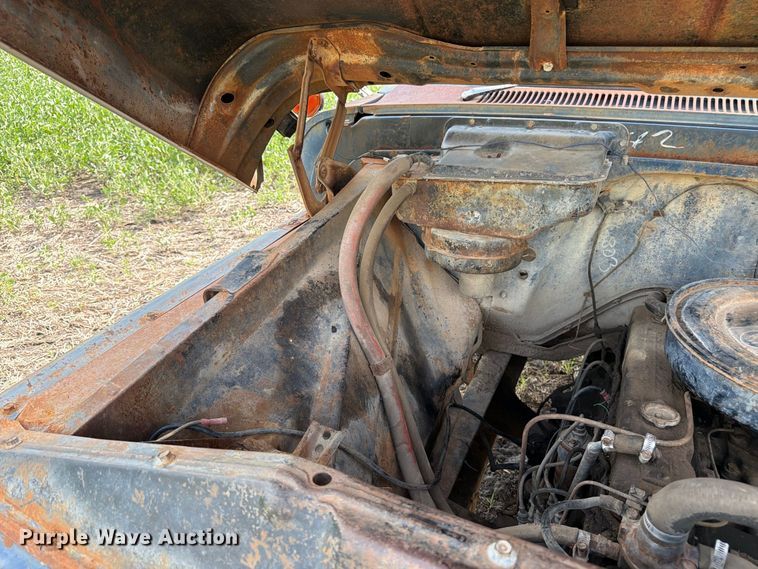 image for item FK3468 1963 Chevorlet 60 grain truck