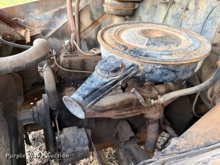 image for item FK3468 1963 Chevorlet 60 grain truck