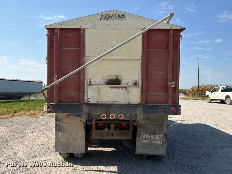 image for item FK3655 1978 Chevrolet Scottsdale C65 grain truck
