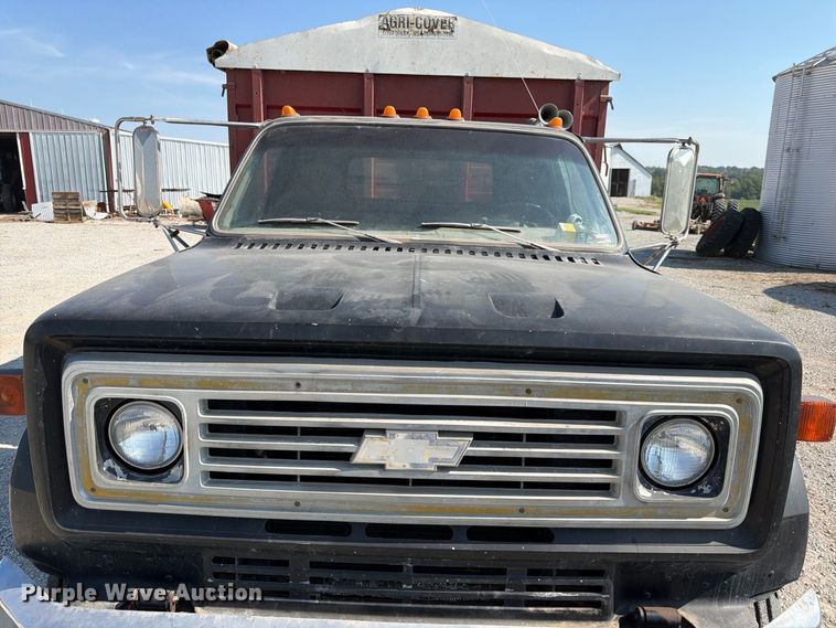 image for item FK3655 1978 Chevrolet Scottsdale C65 grain truck