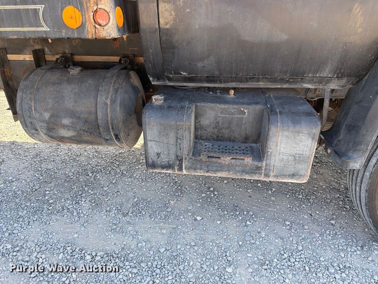image for item FK3655 1978 Chevrolet Scottsdale C65 grain truck