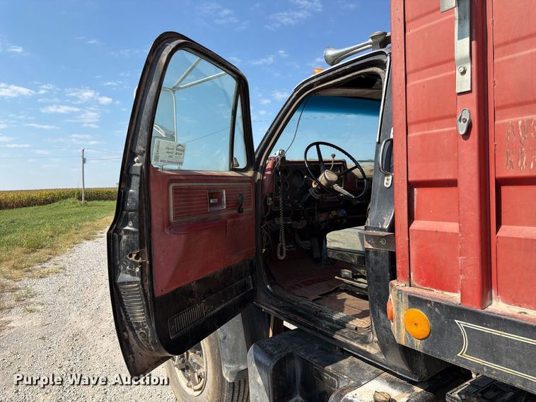 image for item FK3655 1978 Chevrolet Scottsdale C65 grain truck