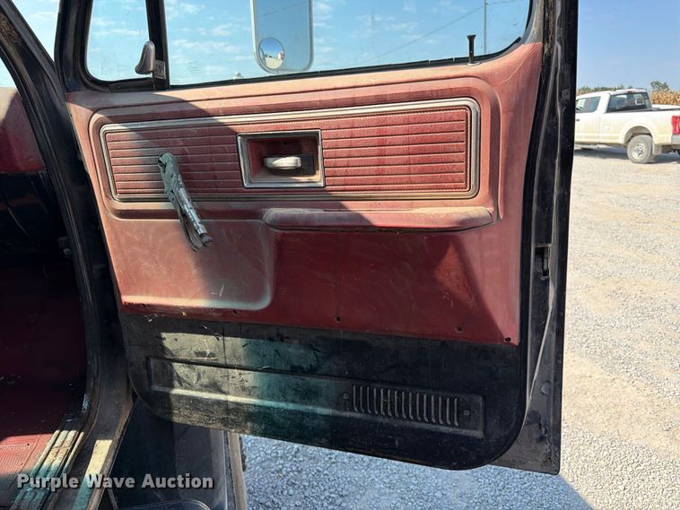 image for item FK3655 1978 Chevrolet Scottsdale C65 grain truck