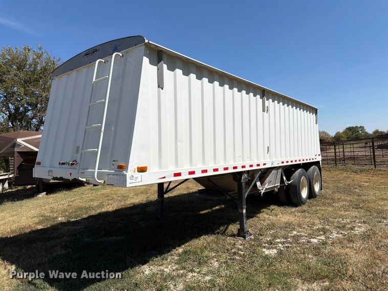 image for item FK3675 2002 Jet grain trailer