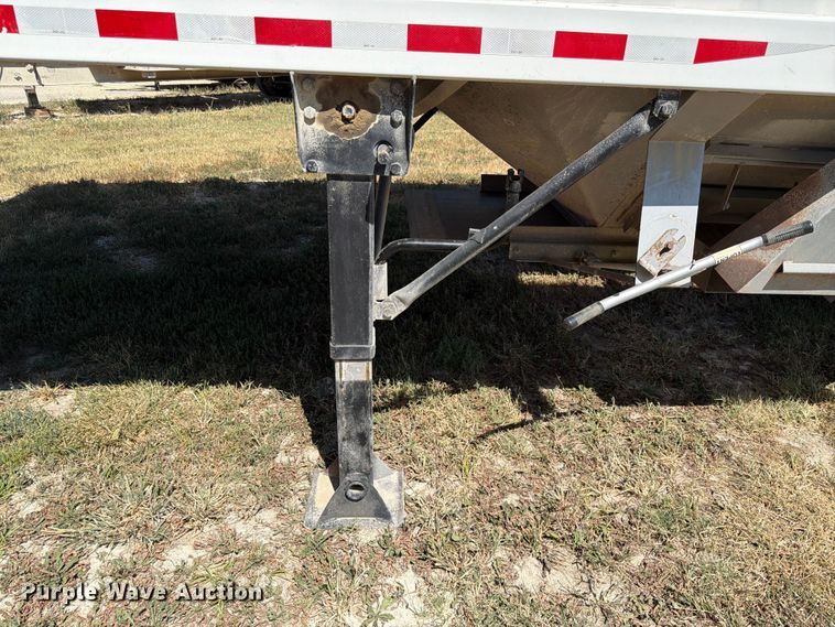 image for item FK3675 2002 Jet grain trailer