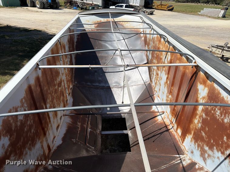 image for item FK3675 2002 Jet grain trailer