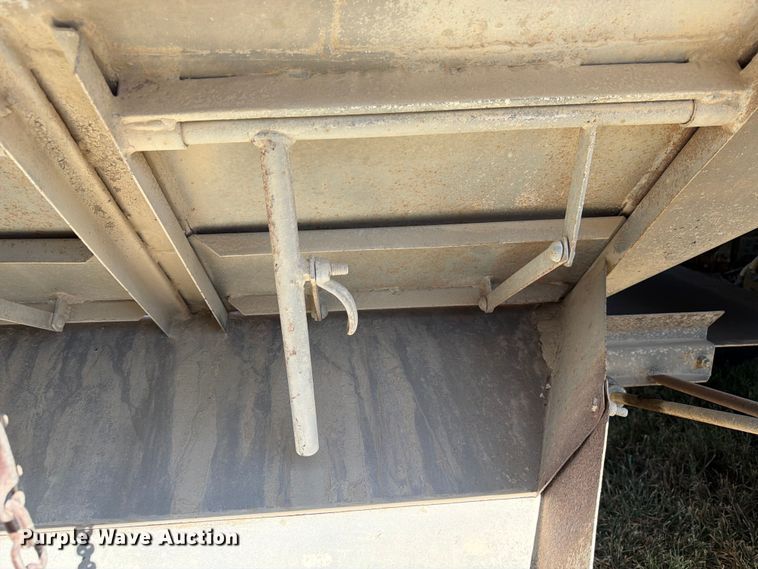 image for item FK3675 2002 Jet grain trailer
