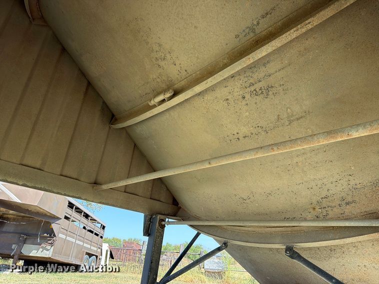 image for item FK3675 2002 Jet grain trailer