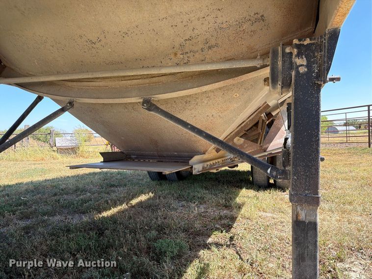 image for item FK3675 2002 Jet grain trailer
