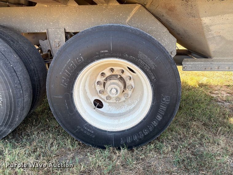 image for item FK3675 2002 Jet grain trailer