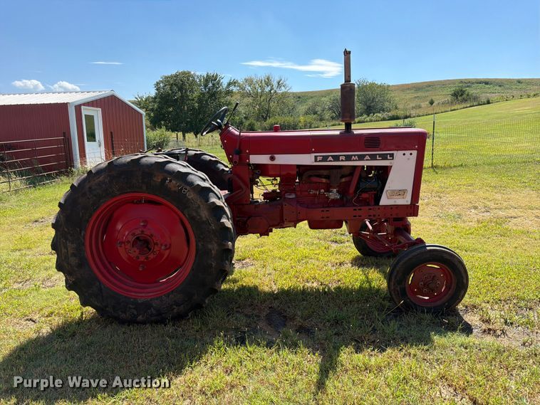 image for item FK3713 1966 International Harvester Farmall 656 tractor