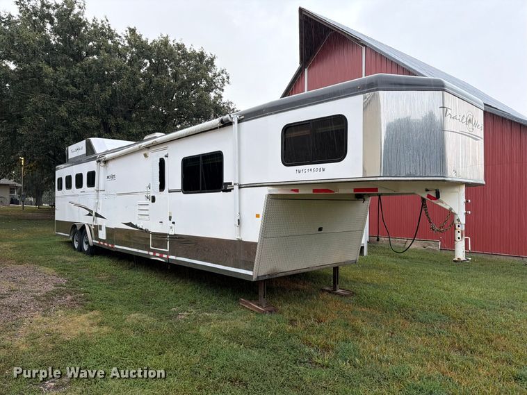 image for item FK3723 2014 Trails West Sierra 4H horse trailer