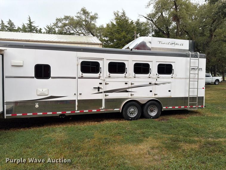 image for item FK3723 2014 Trails West Sierra 4H horse trailer