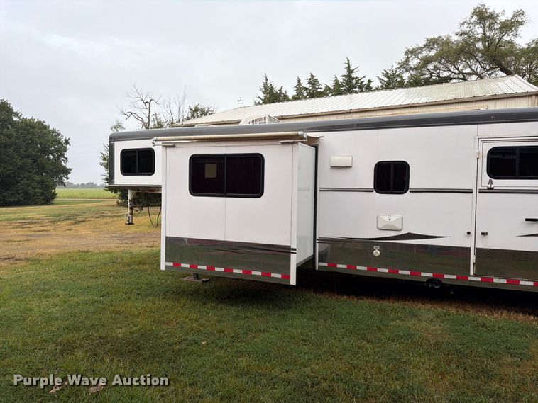 image for item FK3723 2014 Trails West Sierra 4H horse trailer