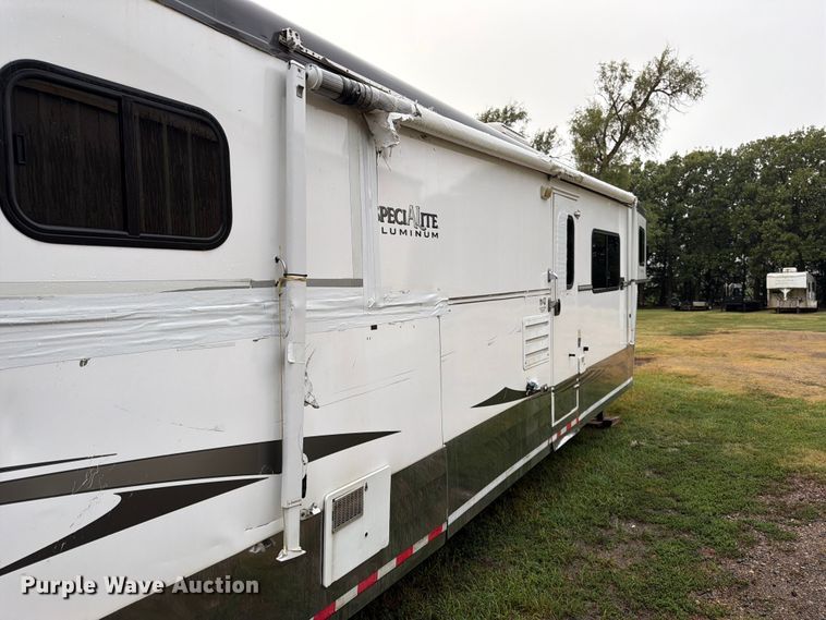 image for item FK3723 2014 Trails West Sierra 4H horse trailer
