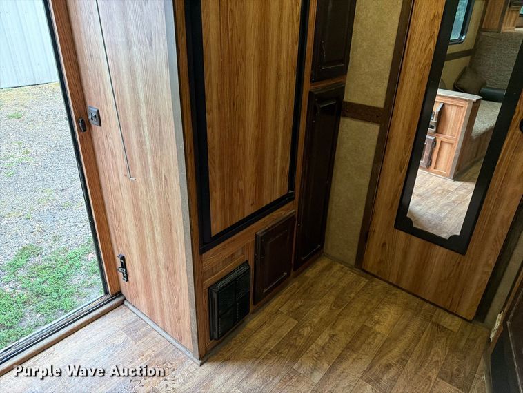 image for item FK3723 2014 Trails West Sierra 4H horse trailer