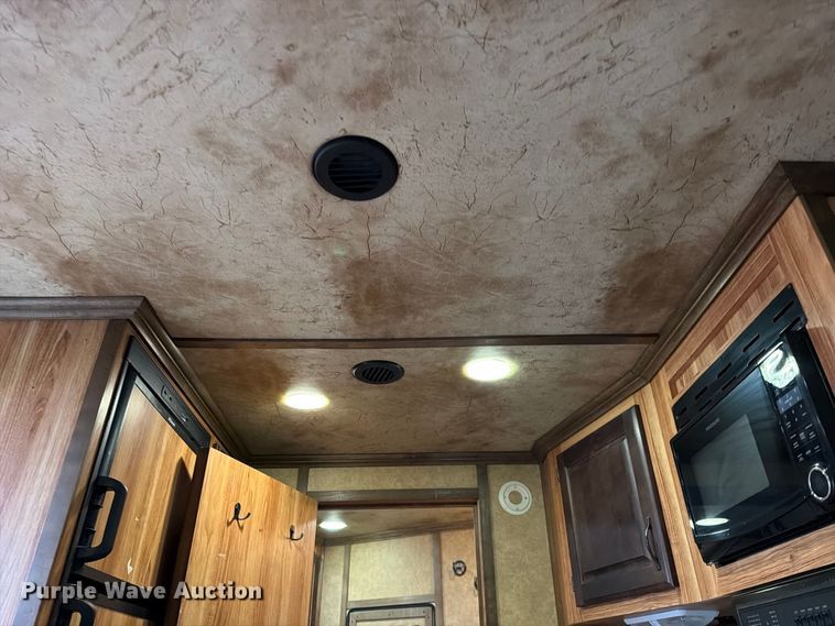 image for item FK3723 2014 Trails West Sierra 4H horse trailer