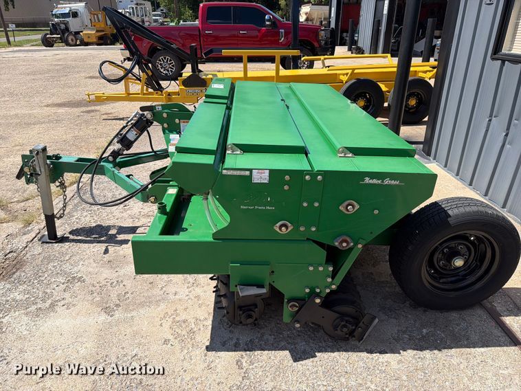 image for item FK5172 Great Plains NTS2509 no-till seeder