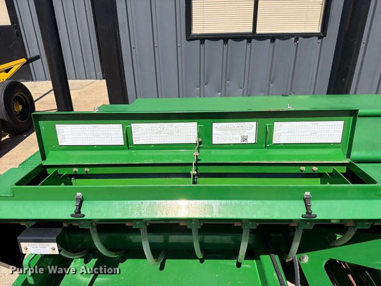 image for item FK5172 Great Plains NTS2509 no-till seeder