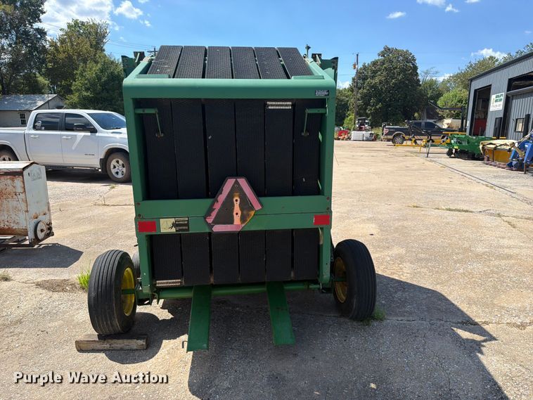 image for item FK5176 John Deere 330 round baler