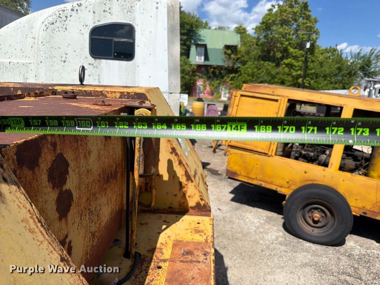 image for item FK5178 Huber M-750 motor grader