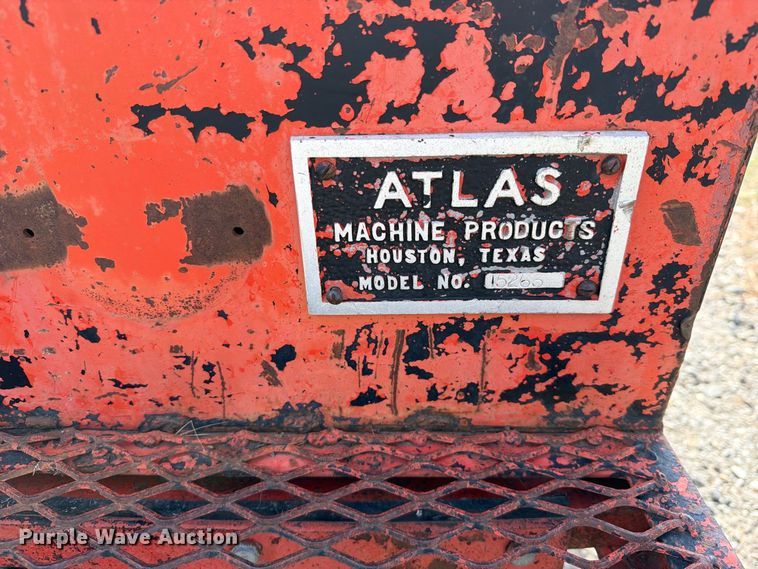 image for item FK5237 1985 GMC C2500 flatbed pickup truck