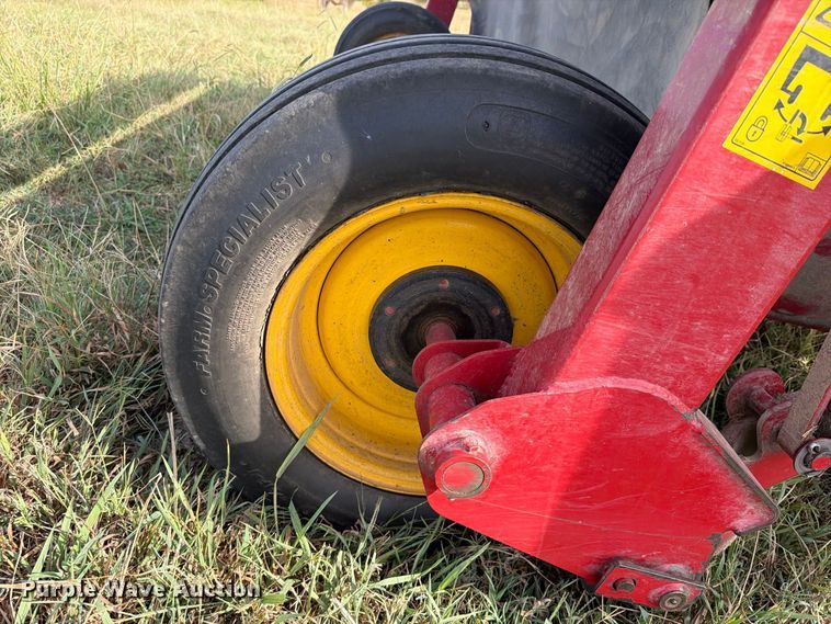 image for item FK5238 2022 New Holland DuraDisc 210M swather / windrower