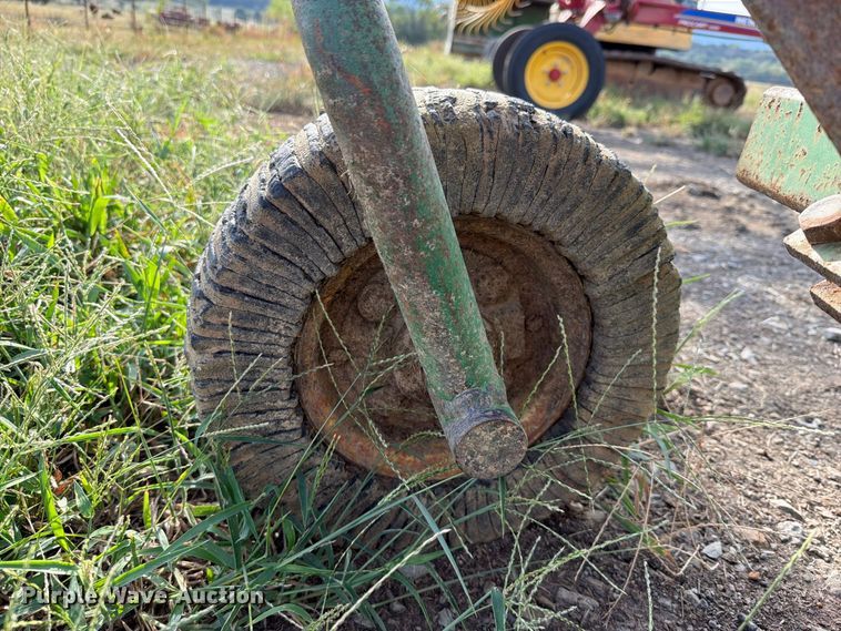 image for item FK5239 John Deere 1418 rotary mower