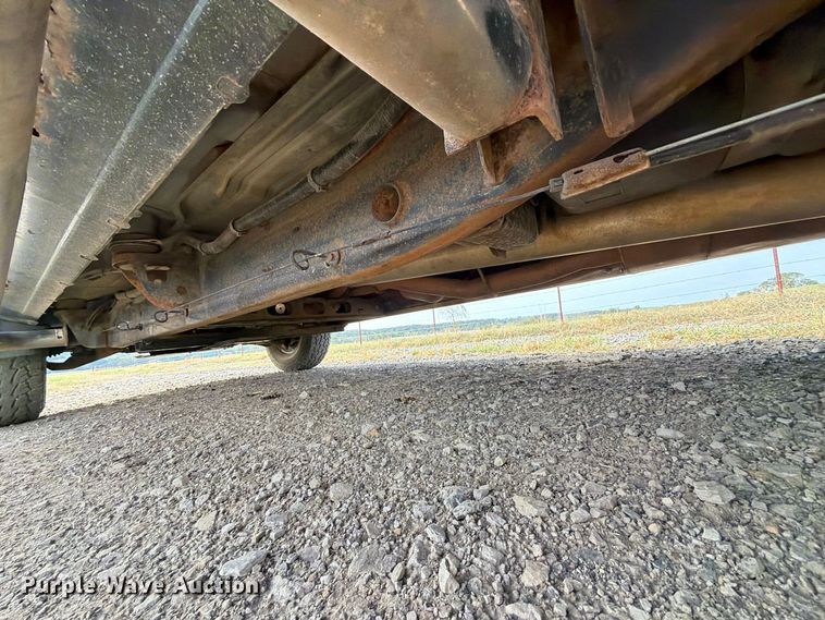 image for item FK5241 2003 GMC Sierra 2500HD Crew Cab pickup truck