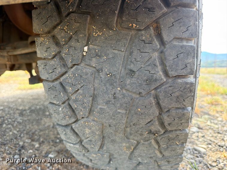 image for item FK5241 2003 GMC Sierra 2500HD Crew Cab pickup truck