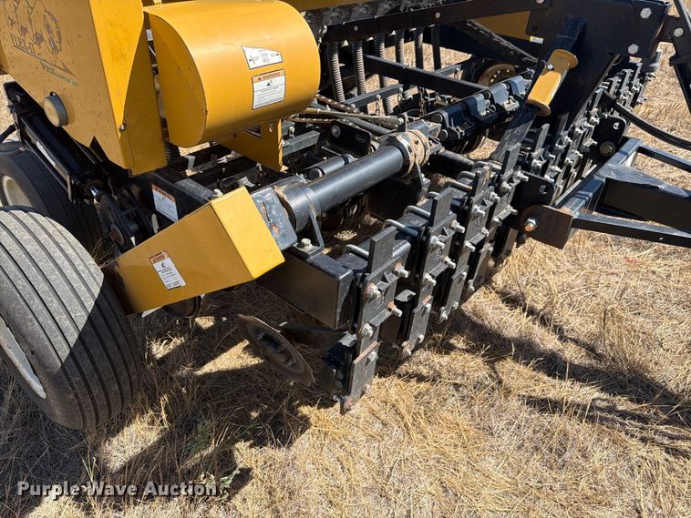 image for item FM7655 Truax FLEX-II grain drill