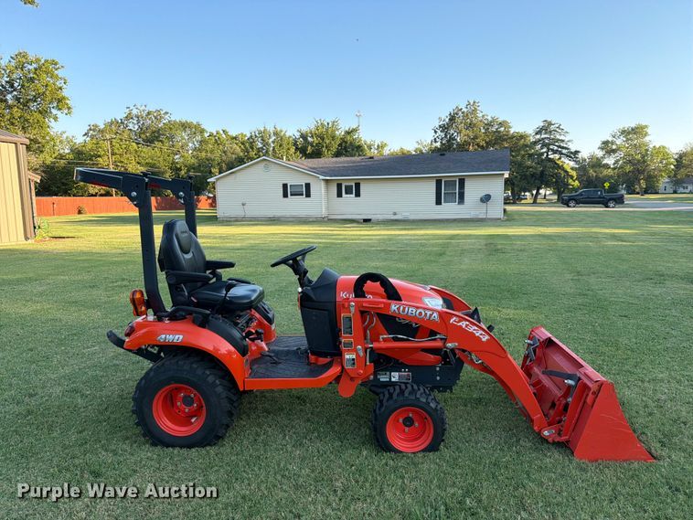 image for item FN2570 2022 Kubota BX2380 MFWD tractor