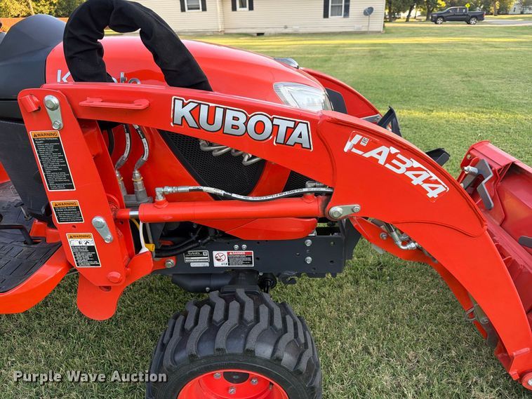 image for item FN2570 2022 Kubota BX2380 MFWD tractor