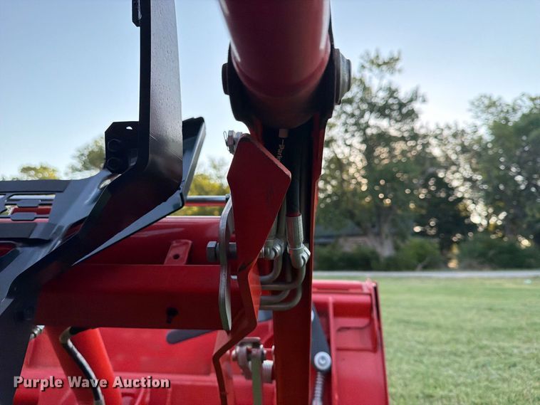 image for item FN2570 2022 Kubota BX2380 MFWD tractor