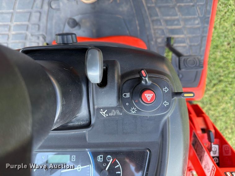image for item FN2570 2022 Kubota BX2380 MFWD tractor
