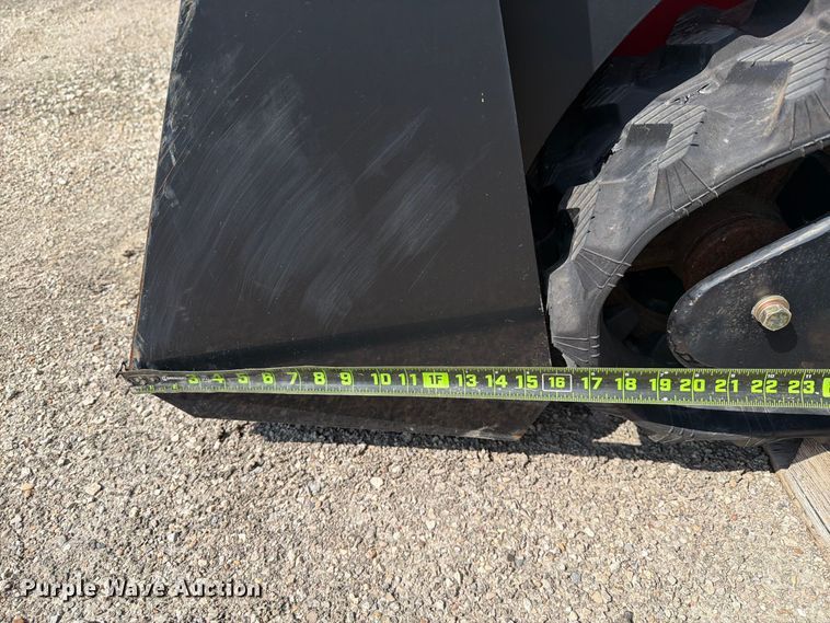 image for item NC9941 2024 Erie Industries SCL850 compact utility loader