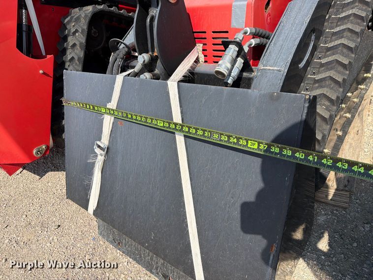 image for item NC9943 Erie Industries SCL850 compact utility loader