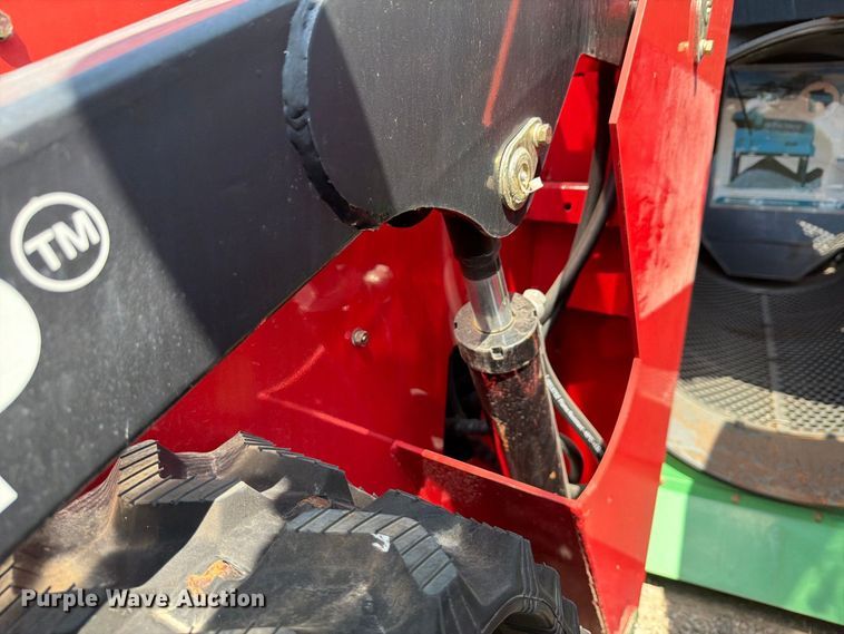 image for item NC9943 Erie Industries SCL850 compact utility loader